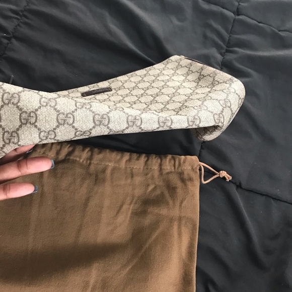 Gucci Clutch - Picture 7 of 8